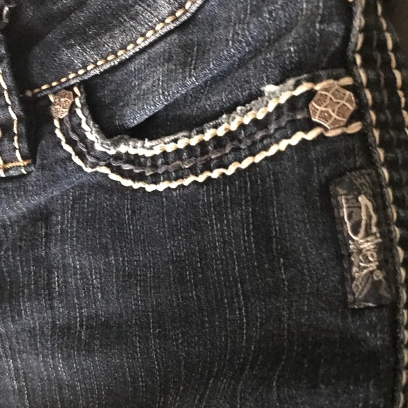 Jeans - Picture 3 of 6